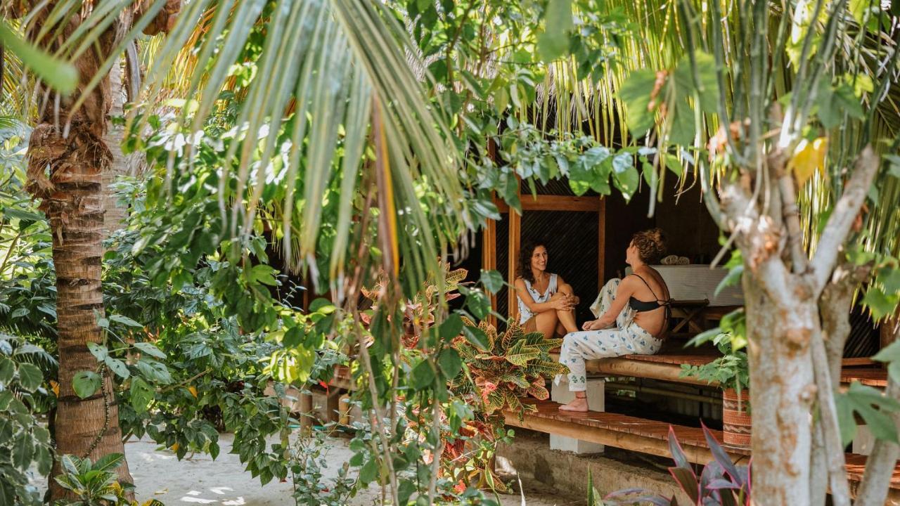Dos Aguas Lodge Rincón エクステリア 写真