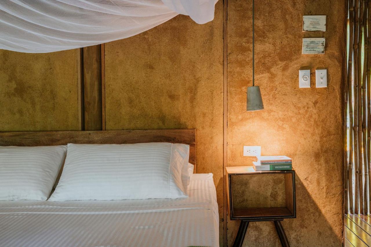 Dos Aguas Lodge Rincón エクステリア 写真