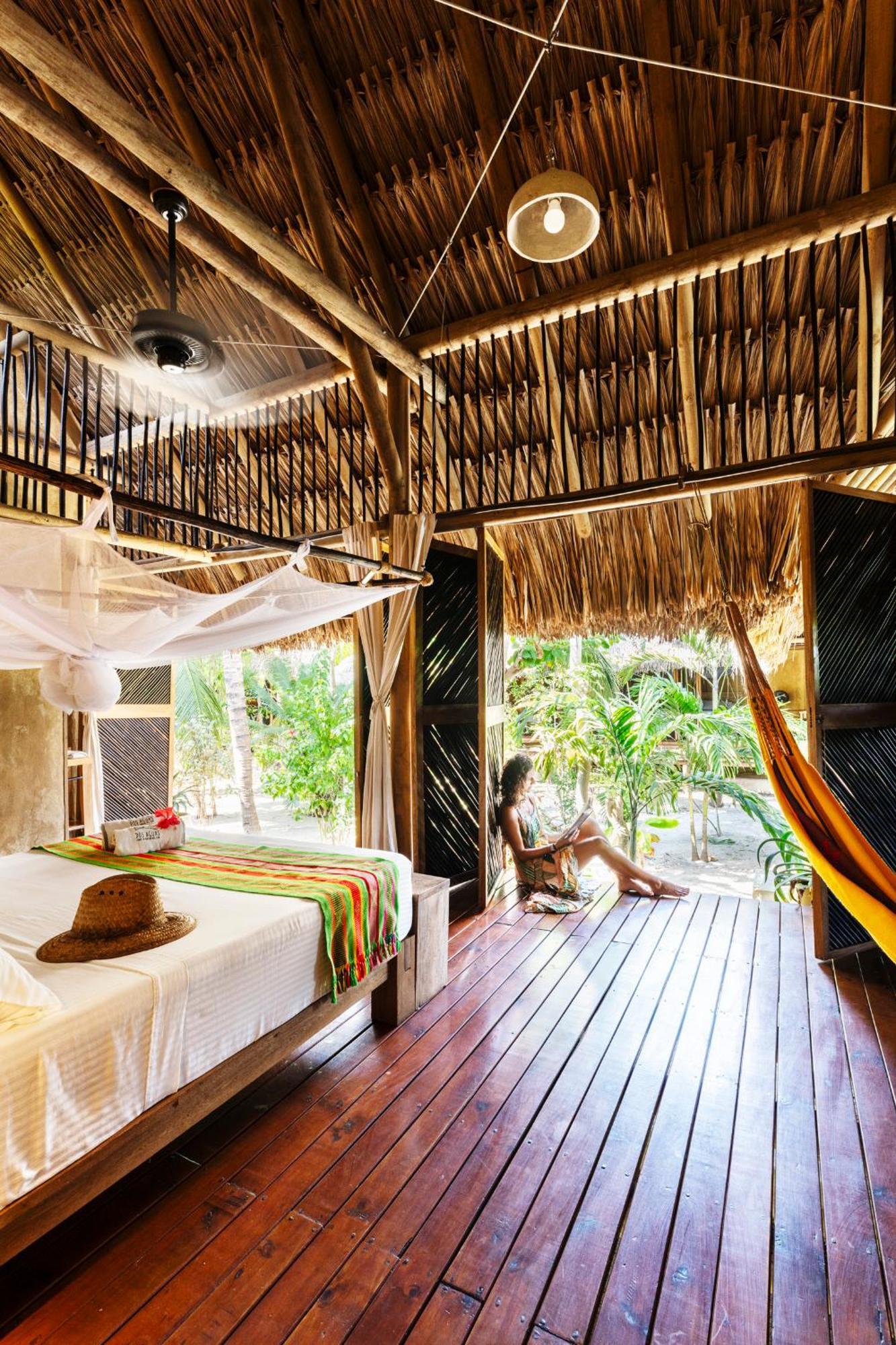 Dos Aguas Lodge Rincón エクステリア 写真