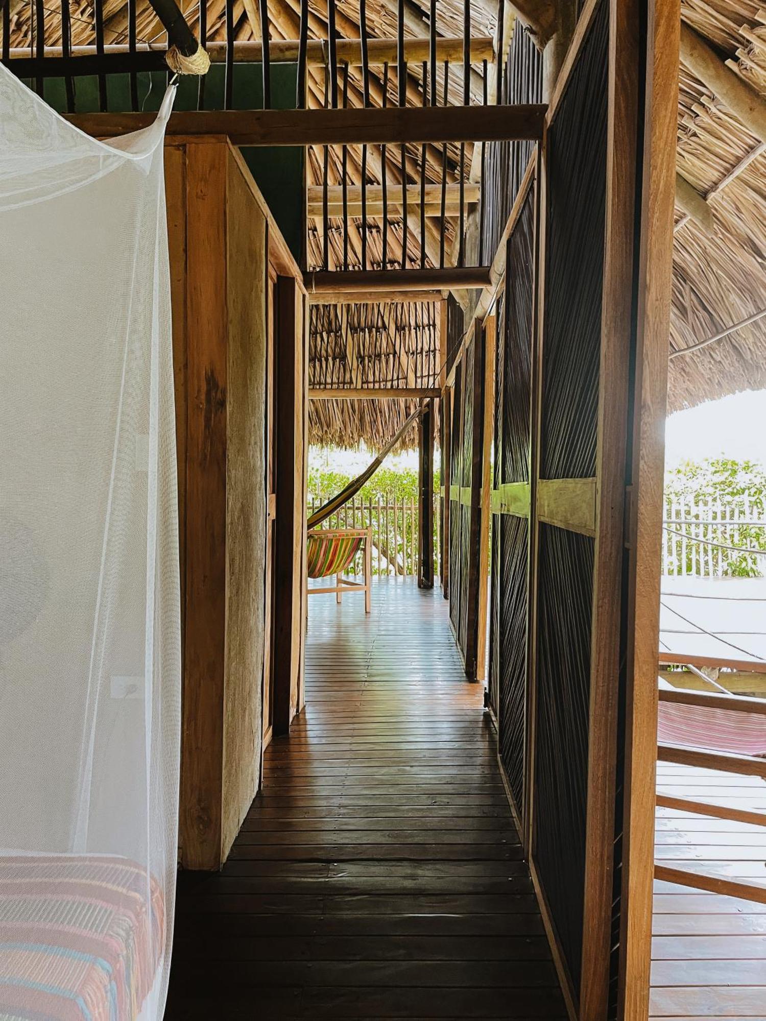 Dos Aguas Lodge Rincón エクステリア 写真